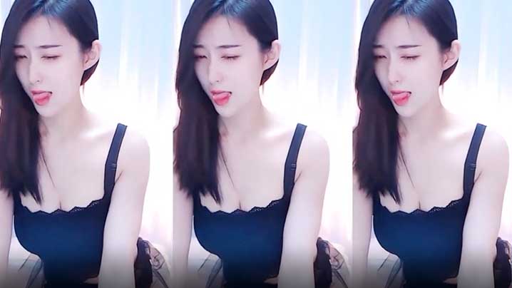虎牙美女主播高颜值女主播虞一定制私拍.封面
