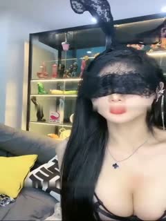 170cm顶尖尤物风骚扭腰，湿身诱惑骚到你欲火焚身！封面