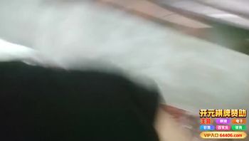 快餐店罕见漂亮轻熟女，毫不犹豫无套内射封面