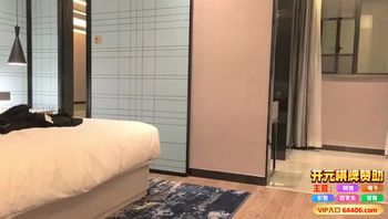 丰满高颜兼职，被操的路都走不动快哭了封面