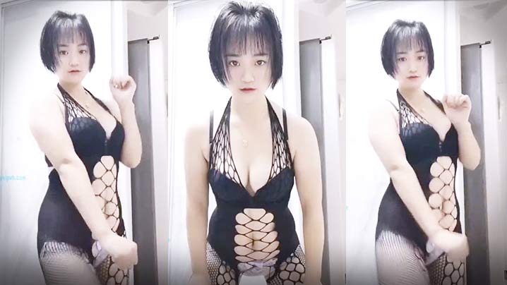 美女直播间艳舞秀身材.封面